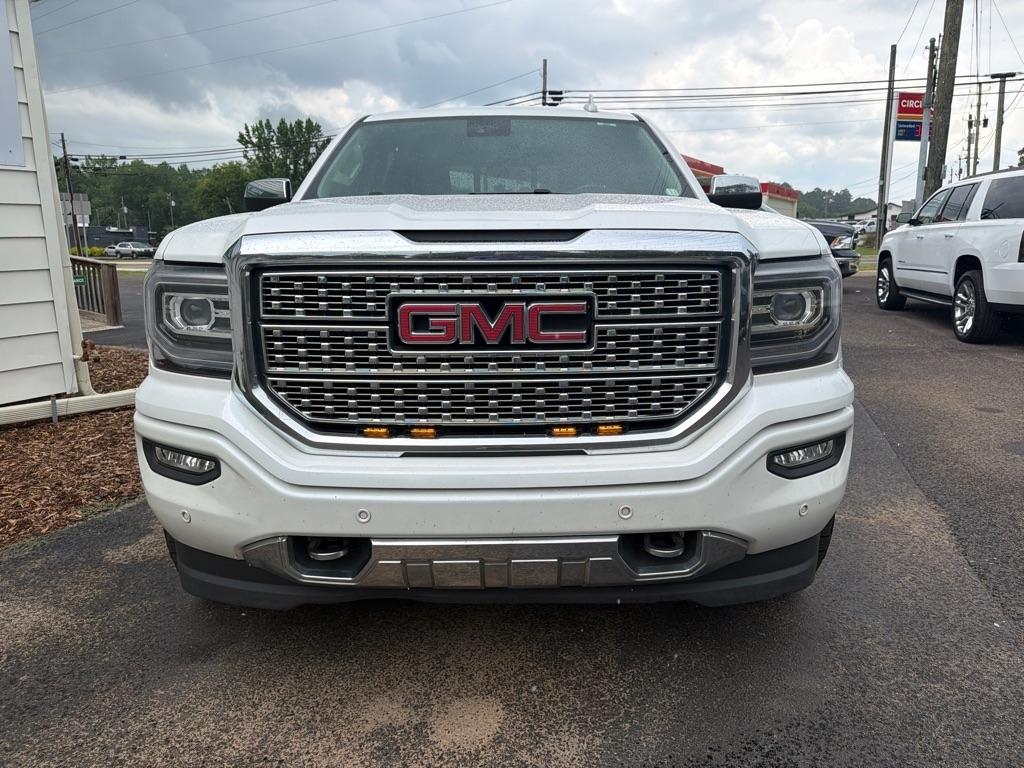 GMC Sierra 1500 4WD Crew Cab 143.5" Denali 2017