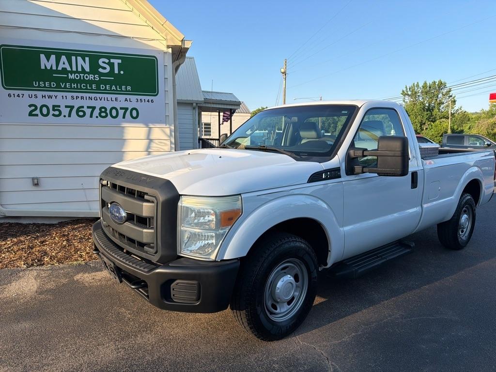 Ford Super Duty F-250 SRW 2WD Reg Cab 137" XLT 2016