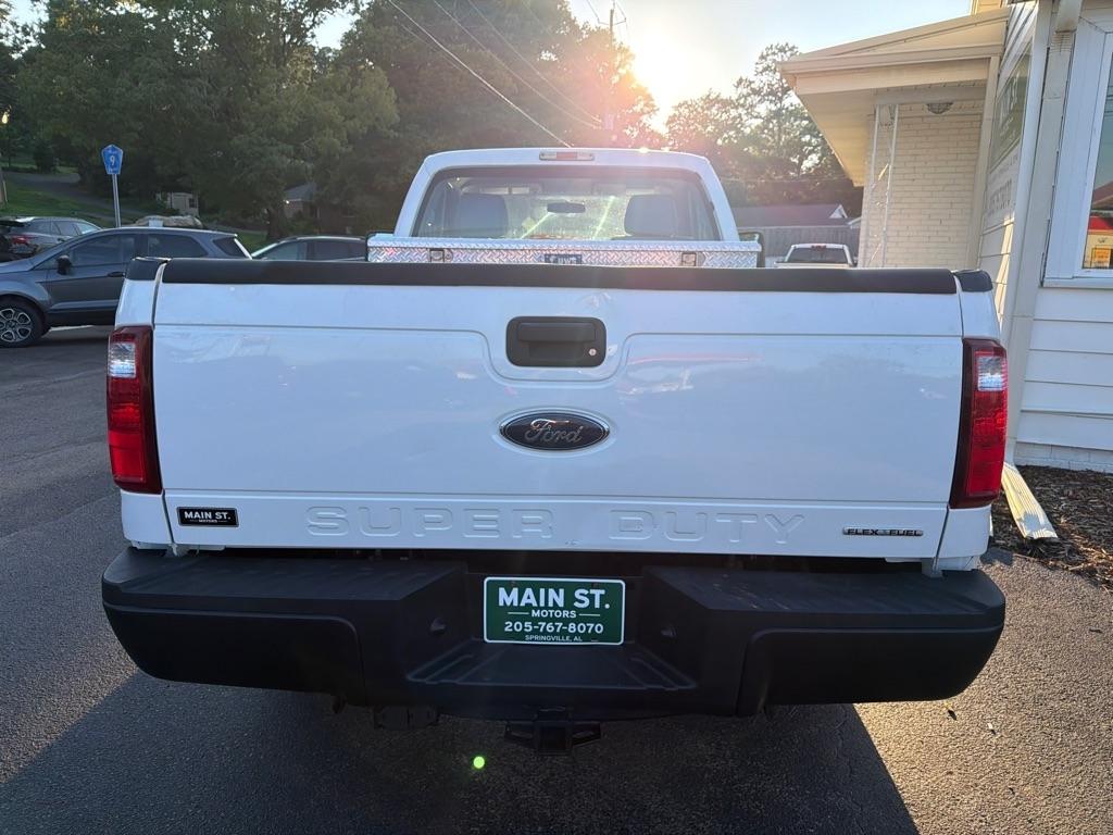 Ford Super Duty F-250 SRW 2WD Reg Cab 137" XLT 2016