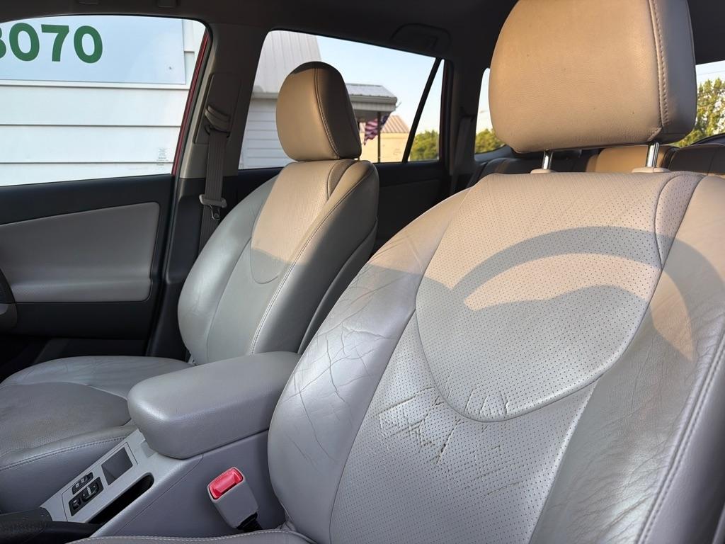 Toyota RAV4 4WD 4dr I4 Limited (Natl) 2012