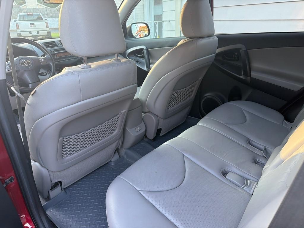 Toyota RAV4 4WD 4dr I4 Limited (Natl) 2012