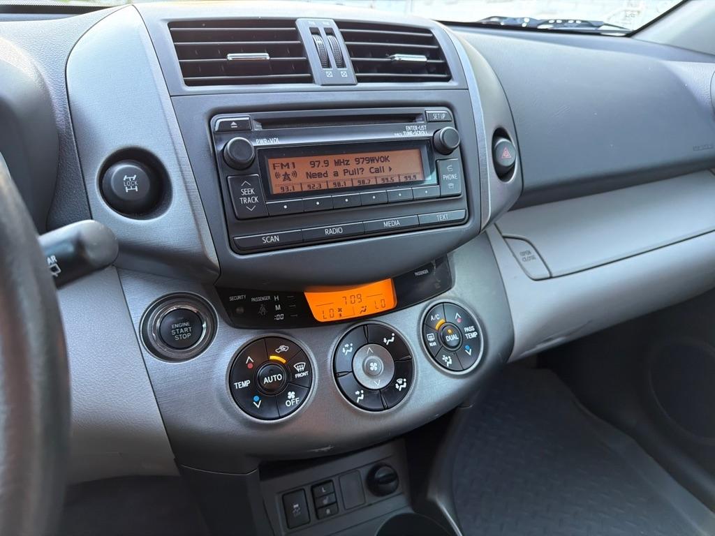 Toyota RAV4 4WD 4dr I4 Limited (Natl) 2012