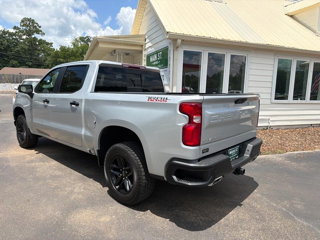 Chevrolet Silverado 1500 4WD Crew Cab 147" LT Trail Boss 2021
