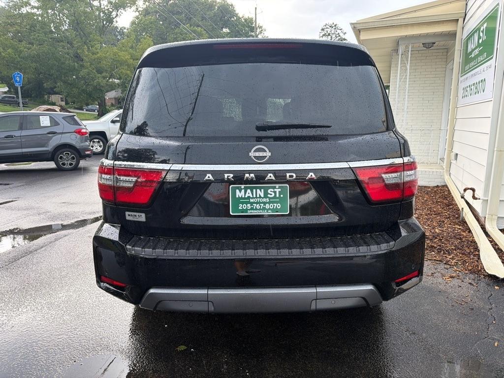Nissan Armada 4x2 SV 2021