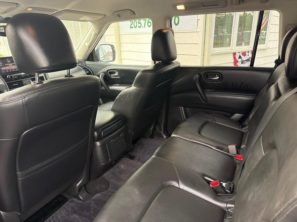 Nissan Armada 4x2 SV 2021