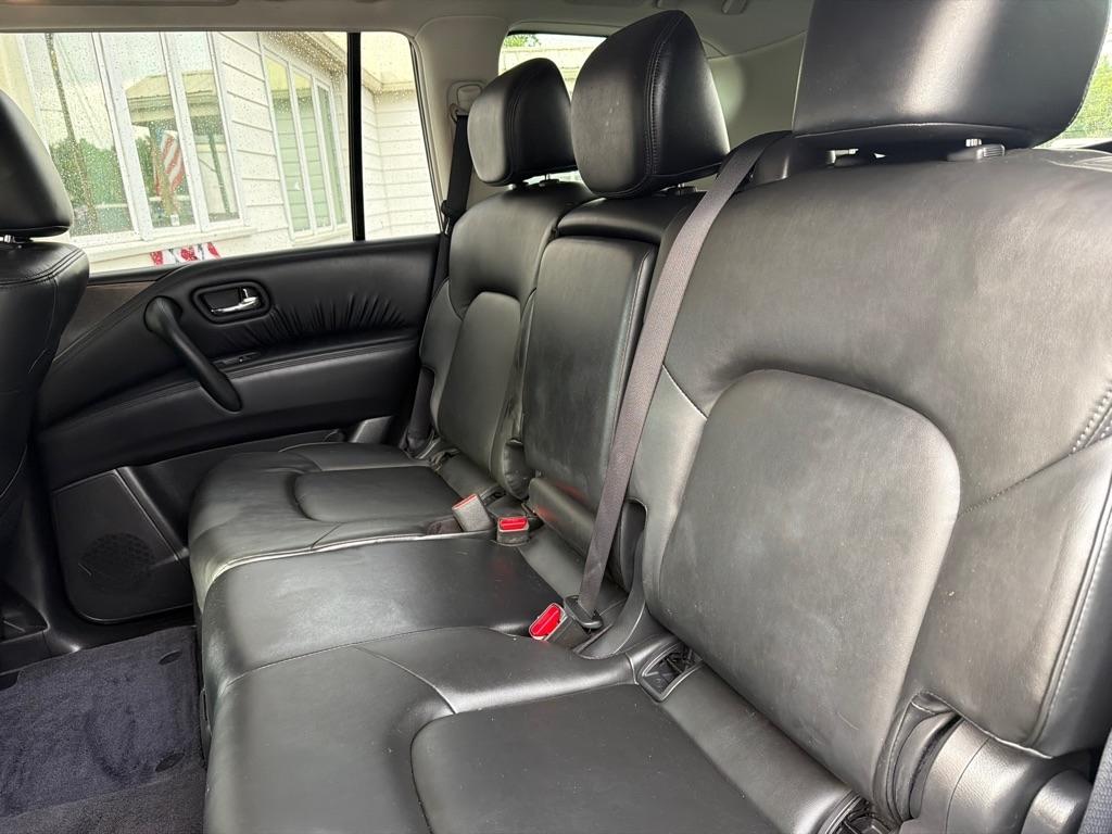 Nissan Armada 4x2 SV 2021