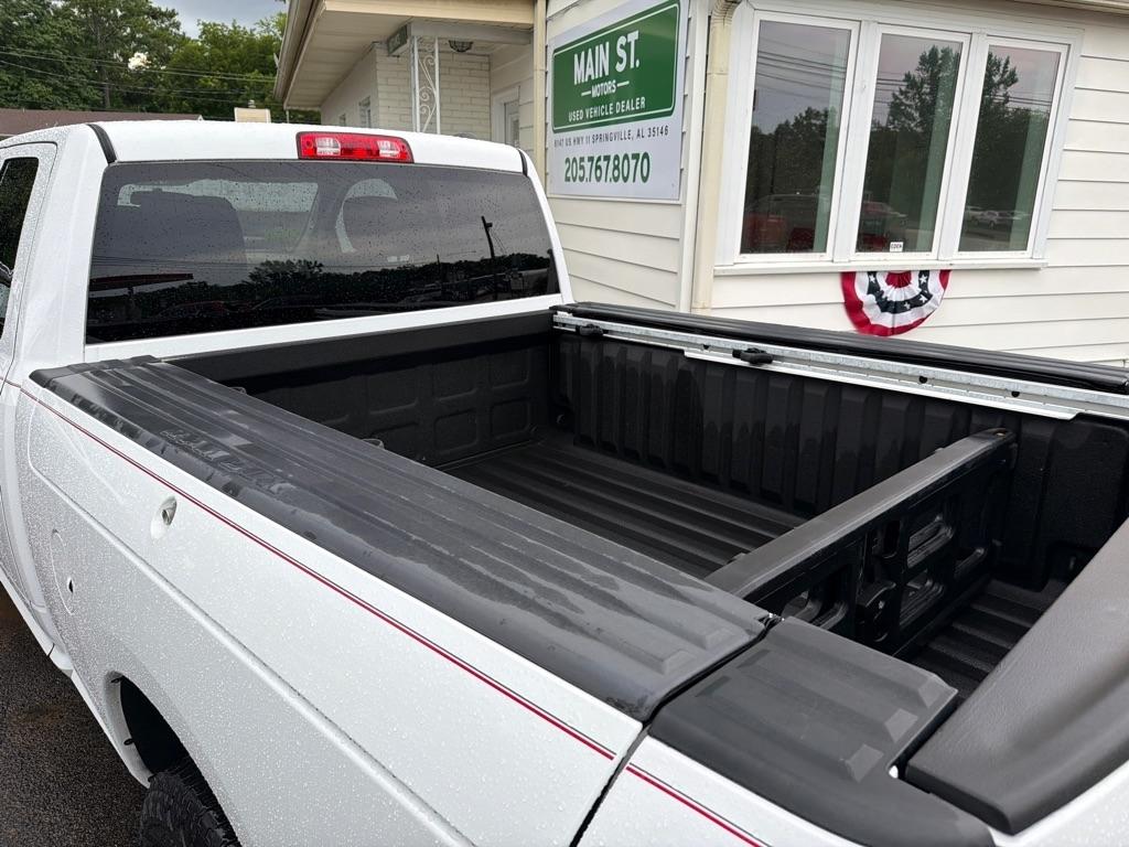 RAM 1500 4WD Quad Cab 140.5" Tradesman 2012