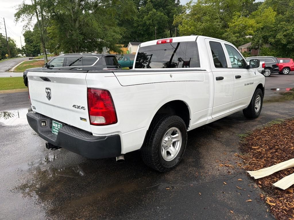RAM 1500 4WD Quad Cab 140.5" Tradesman 2012