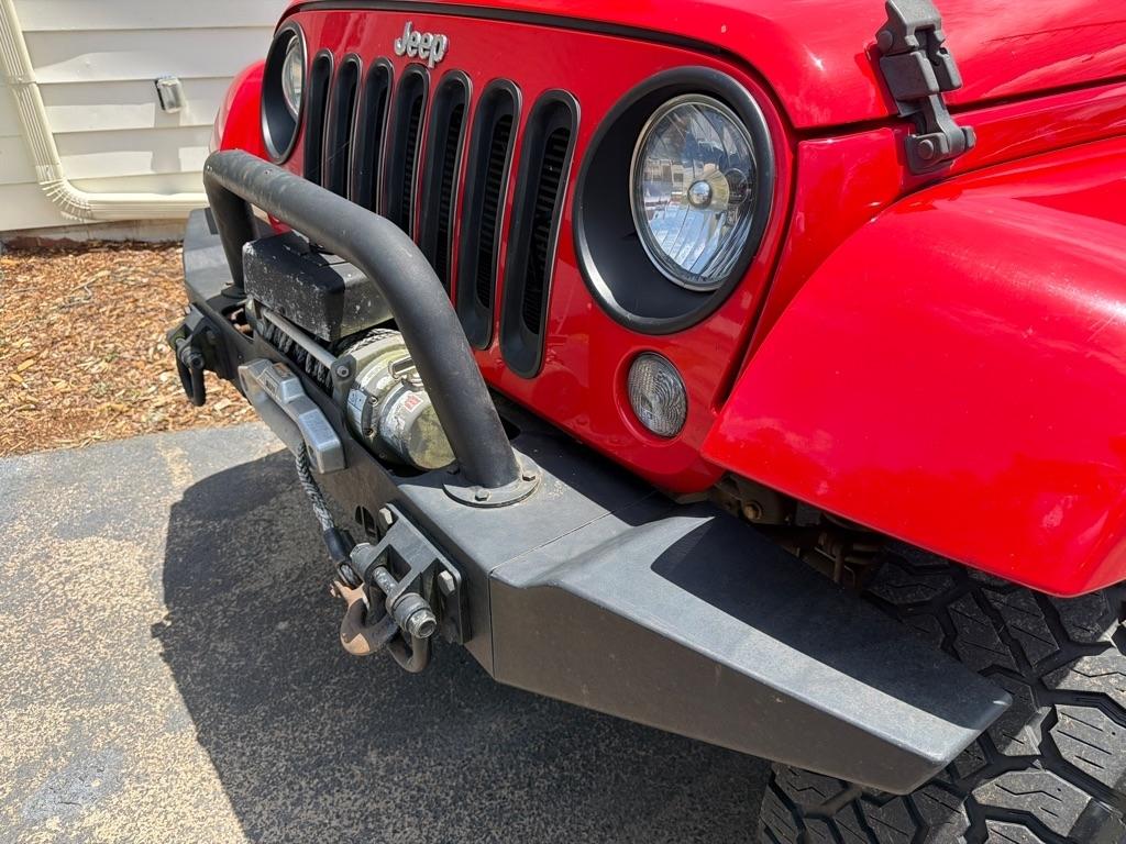 Jeep Wrangler Unlimited 4WD 4dr Sahara 2016