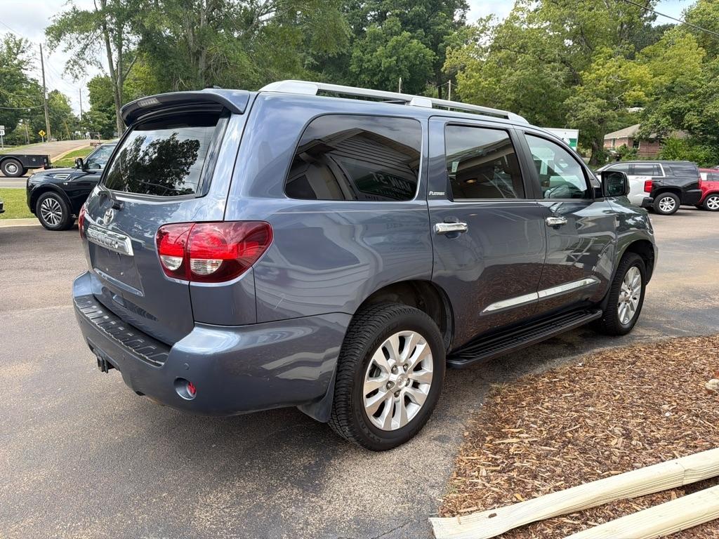 Toyota Sequoia Platinum RWD (Natl) 2018