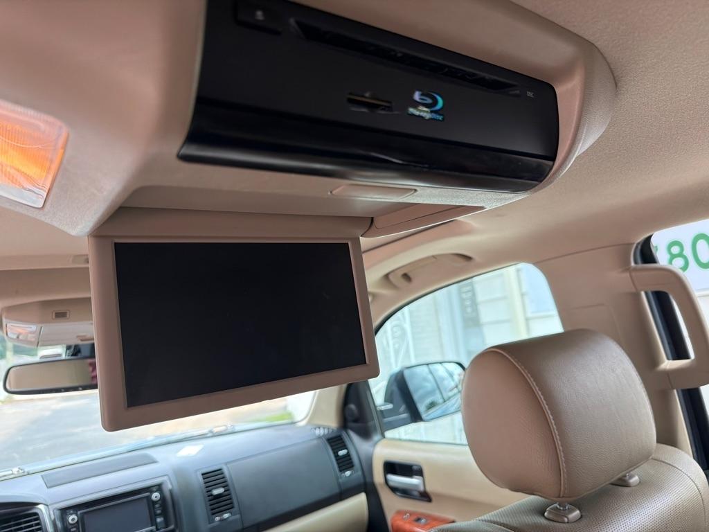 Toyota Sequoia Platinum RWD (Natl) 2018