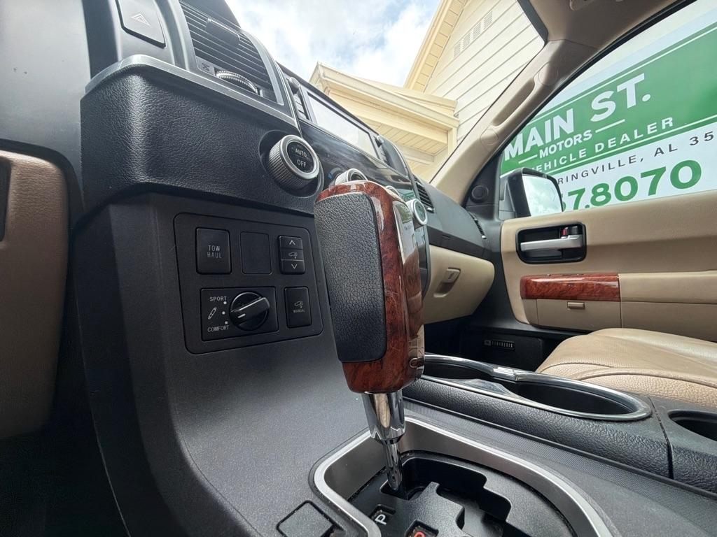 Toyota Sequoia Platinum RWD (Natl) 2018