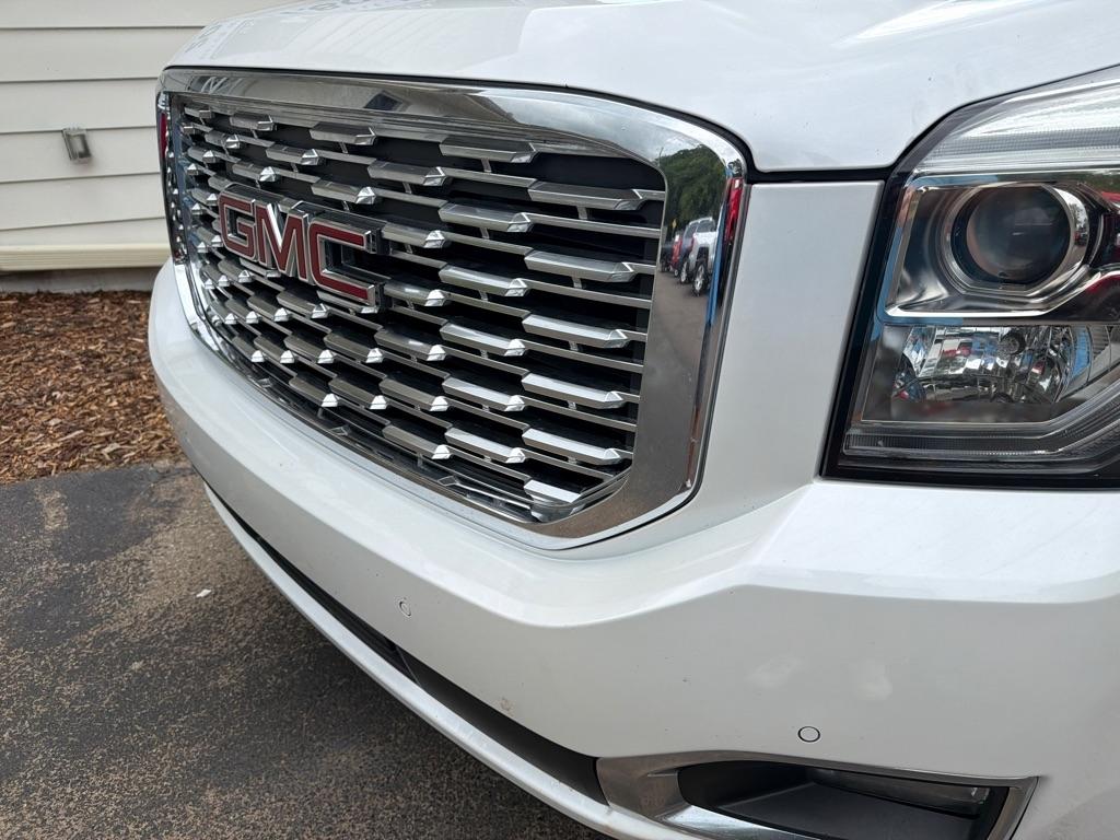 GMC Yukon XL 2WD 4dr Denali 2019