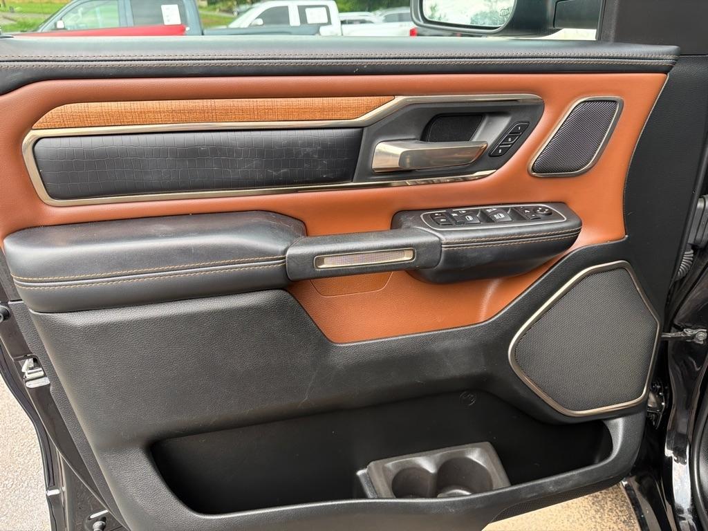 RAM 1500 Longhorn 4x4 Crew Cab 5'7" Box 2020