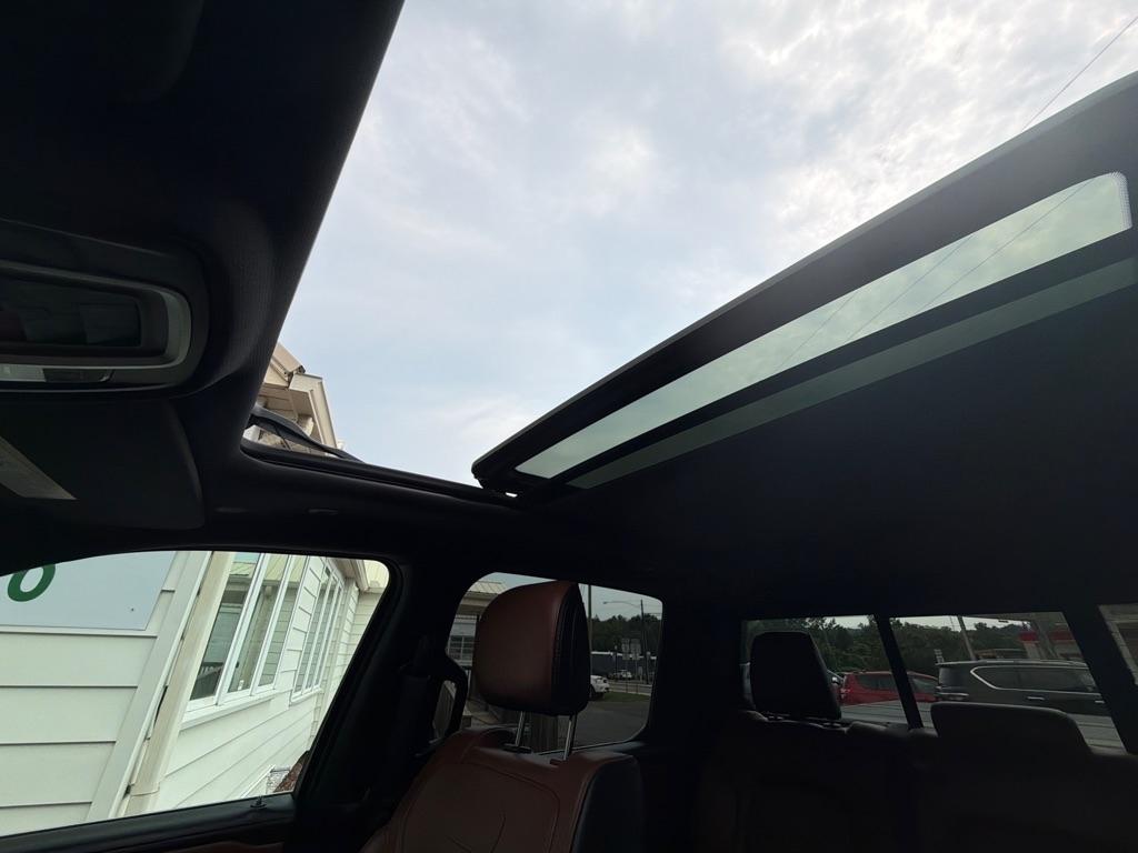 RAM 1500 Longhorn 4x4 Crew Cab 5'7" Box 2020