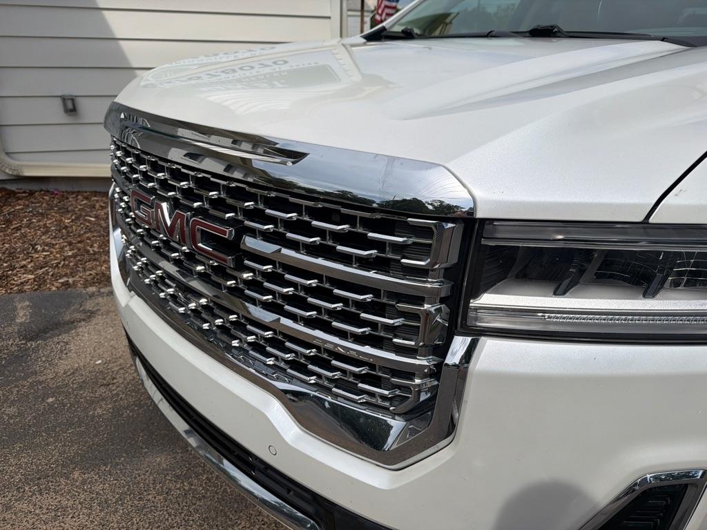 GMC Acadia FWD 4dr Denali 2021