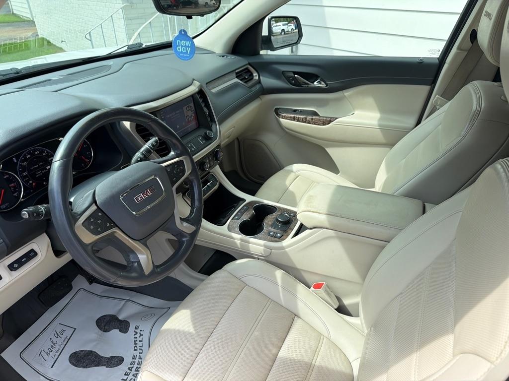 GMC Acadia FWD 4dr Denali 2021