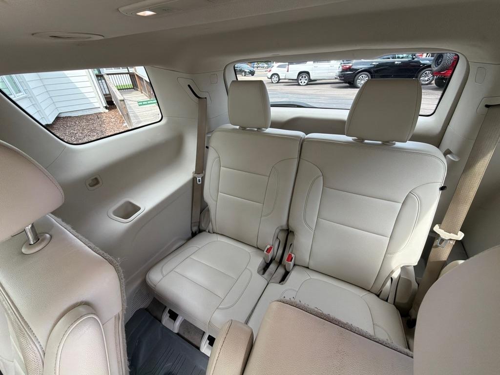 GMC Acadia FWD 4dr Denali 2021