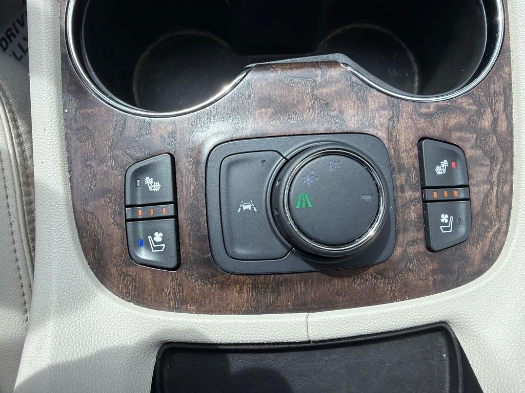 GMC Acadia FWD 4dr Denali 2021