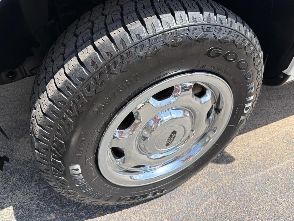 Ford F-150 2WD Reg Cab 126" STX 2014