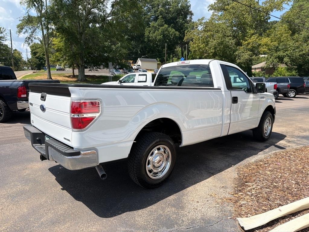 Ford F-150 2WD Reg Cab 126" STX 2014