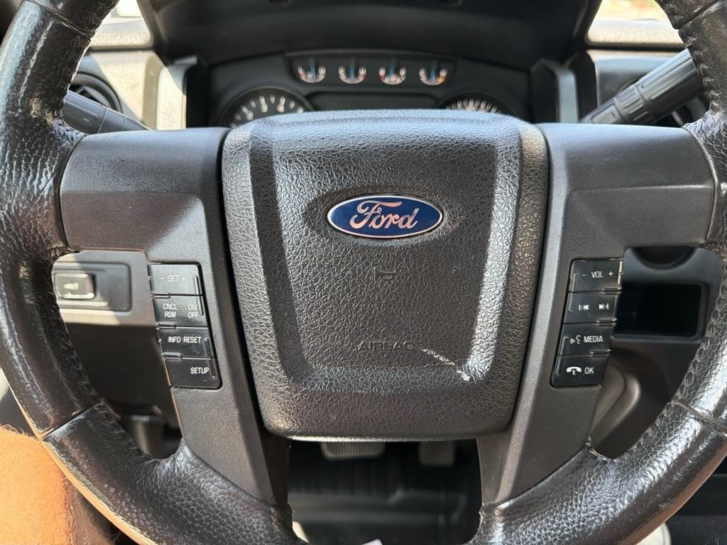 Ford F-150 2WD Reg Cab 126" STX 2014