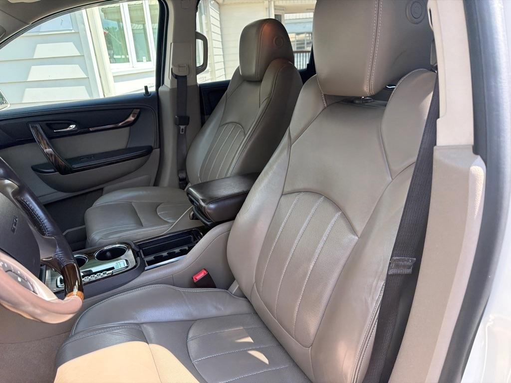 GMC Acadia FWD 4dr Denali 2013