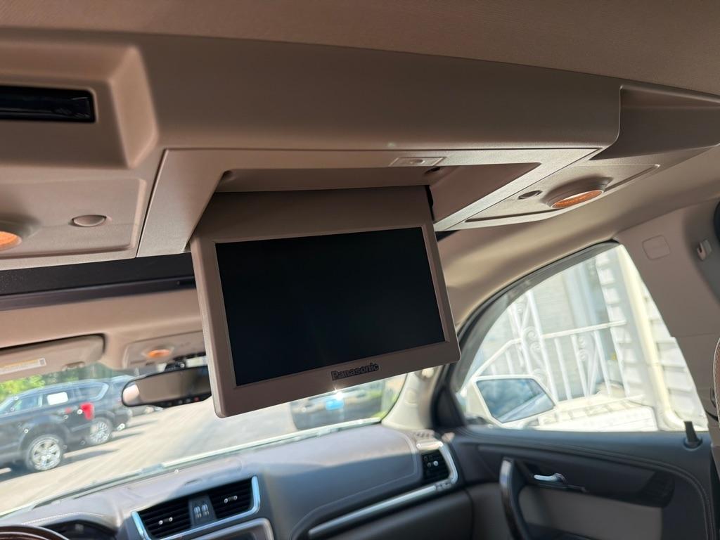 GMC Acadia FWD 4dr Denali 2013