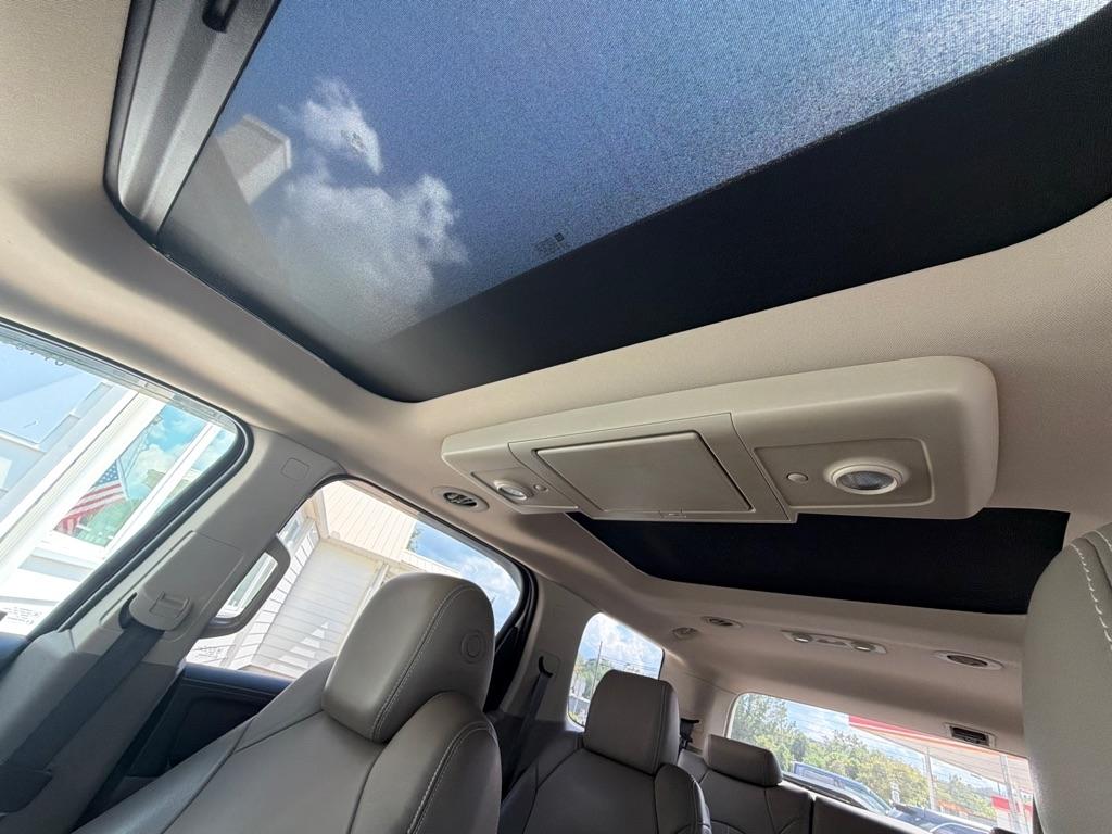 GMC Acadia FWD 4dr Denali 2013