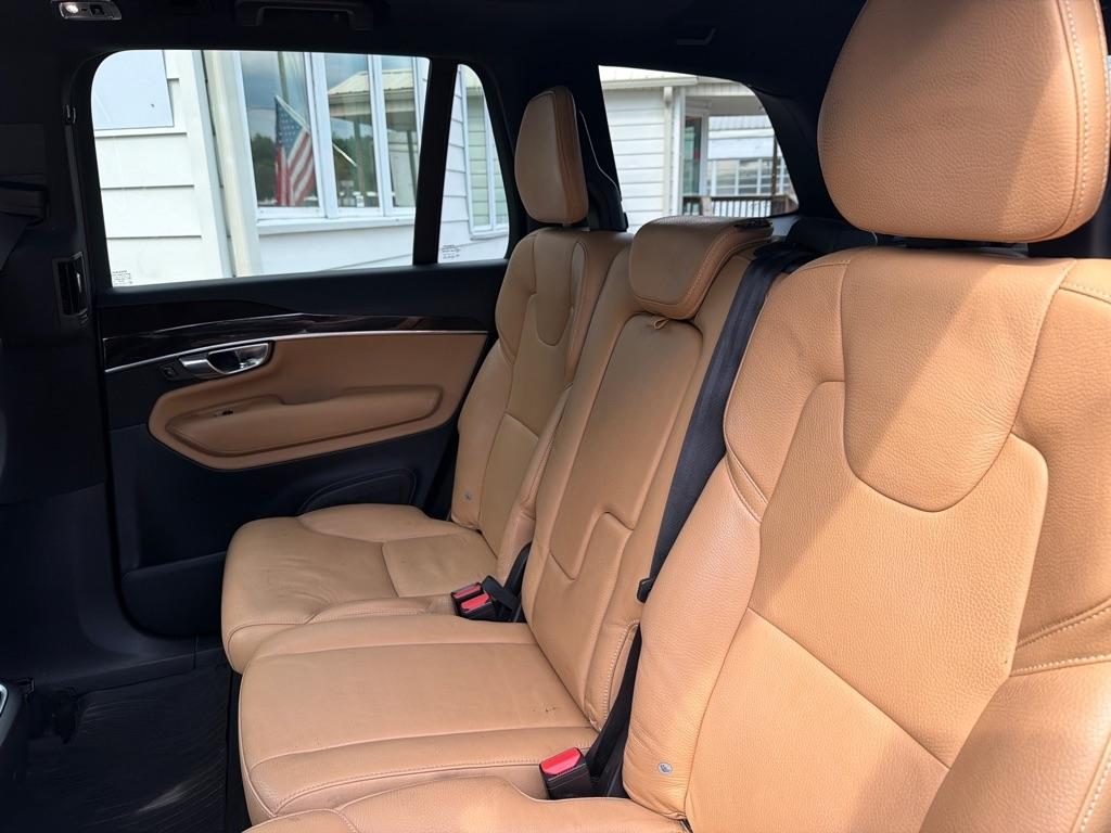 Volvo XC90 T6 AWD 7-Passenger Momentum 2018