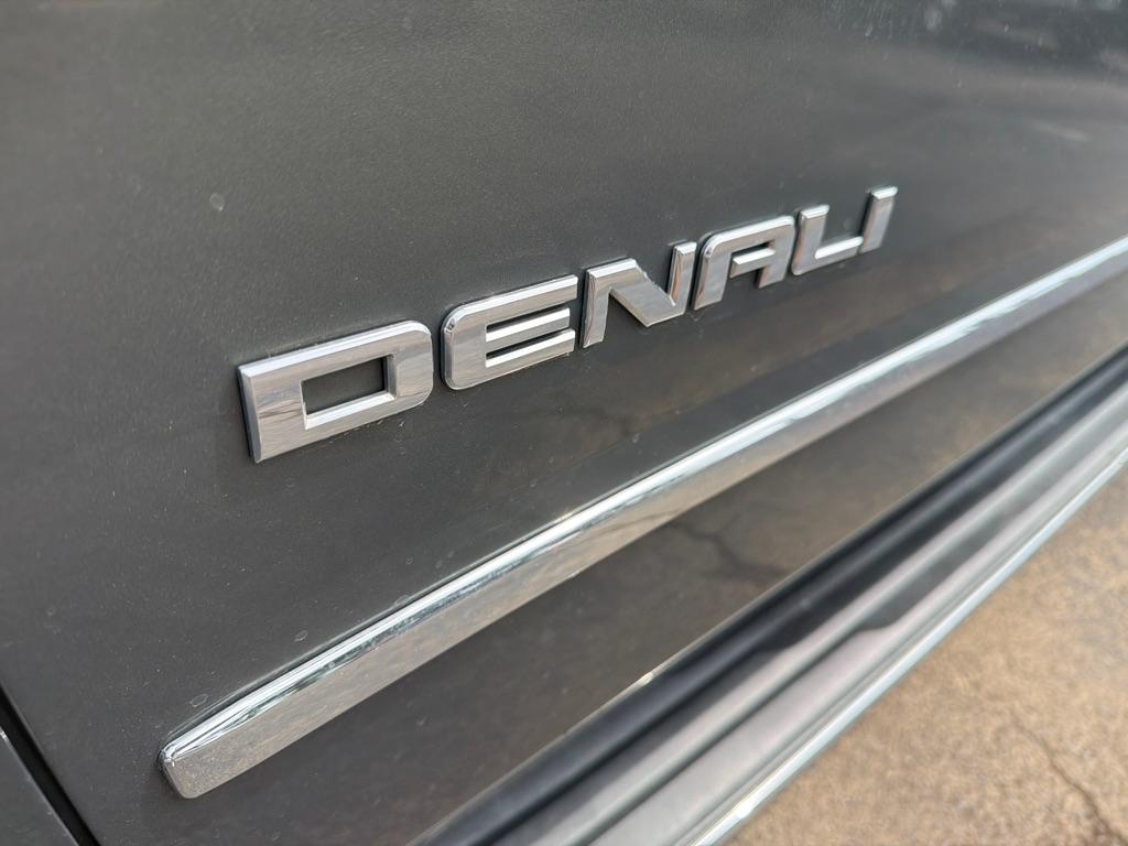 GMC Yukon XL 2WD 4dr Denali 2018