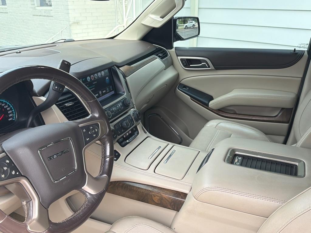 GMC Yukon XL 2WD 4dr Denali 2018