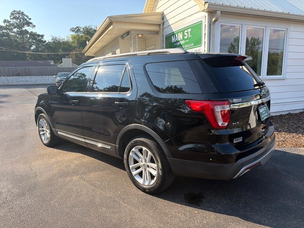 Ford Explorer XLT FWD 2017