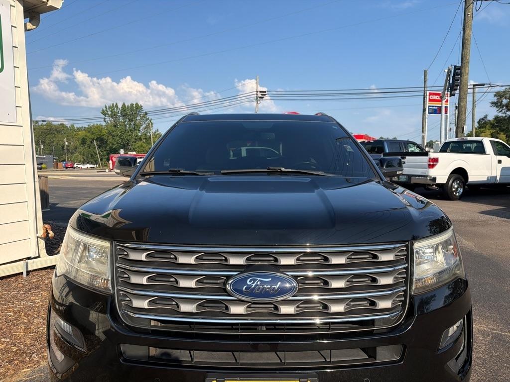 Ford Explorer XLT FWD 2017