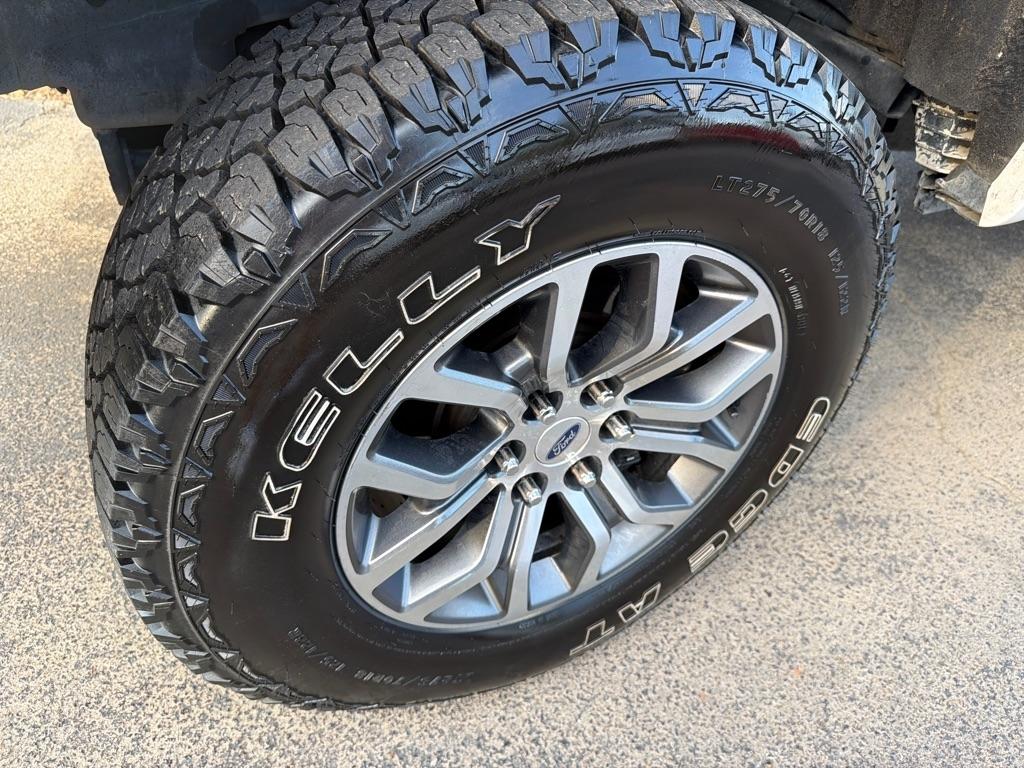Ford F-150 Platinum 4WD SuperCrew 5.5' Box 2018