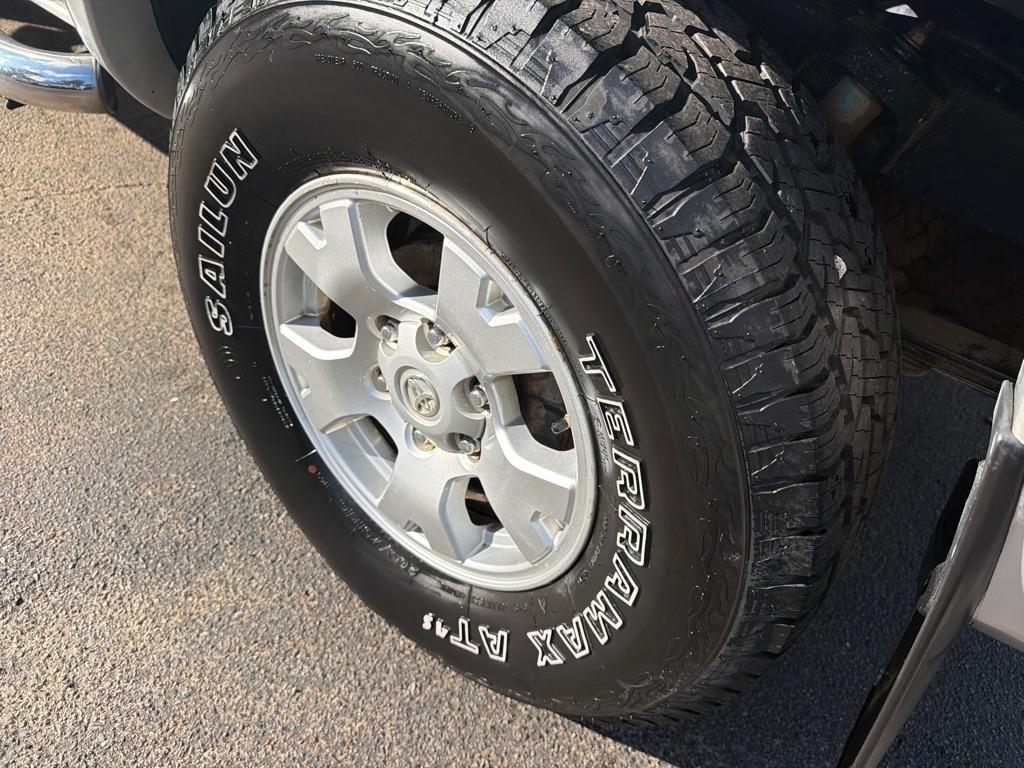 Toyota Tacoma 4WD Dbl V6 MT (Natl) 2008