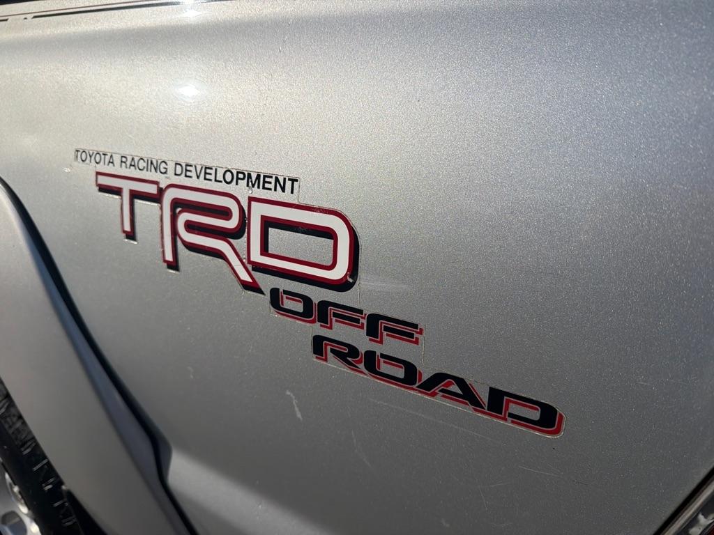 Toyota Tacoma 4WD Dbl V6 MT (Natl) 2008