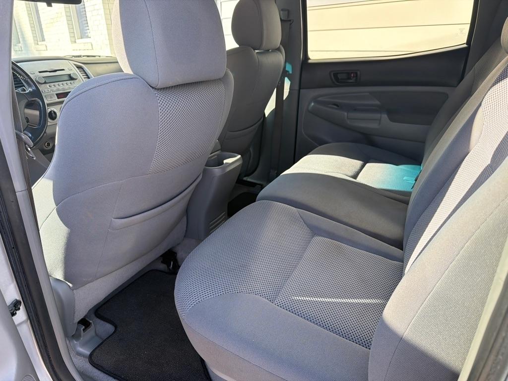 Toyota Tacoma 4WD Dbl V6 MT (Natl) 2008