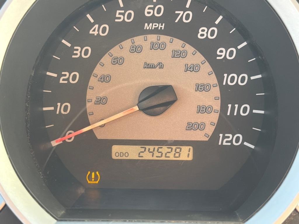 Toyota Tacoma 4WD Dbl V6 MT (Natl) 2008