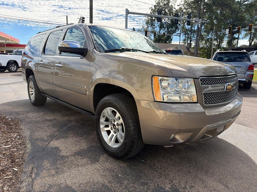 Chevrolet Suburban 4WD 4dr 1500 LTZ 2007