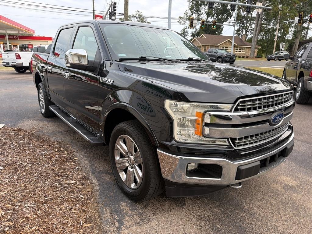 Ford F-150 SuperCrew 139" Lariat 4WD 2018