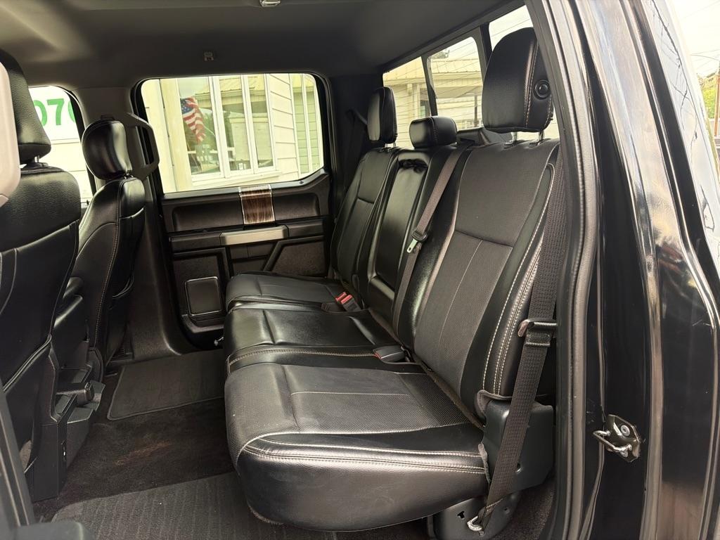 Ford F-150 SuperCrew 139" Lariat 4WD 2018