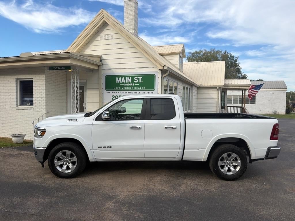 RAM 1500 Laramie 4x4 Quad Cab 6'4" Box 2020