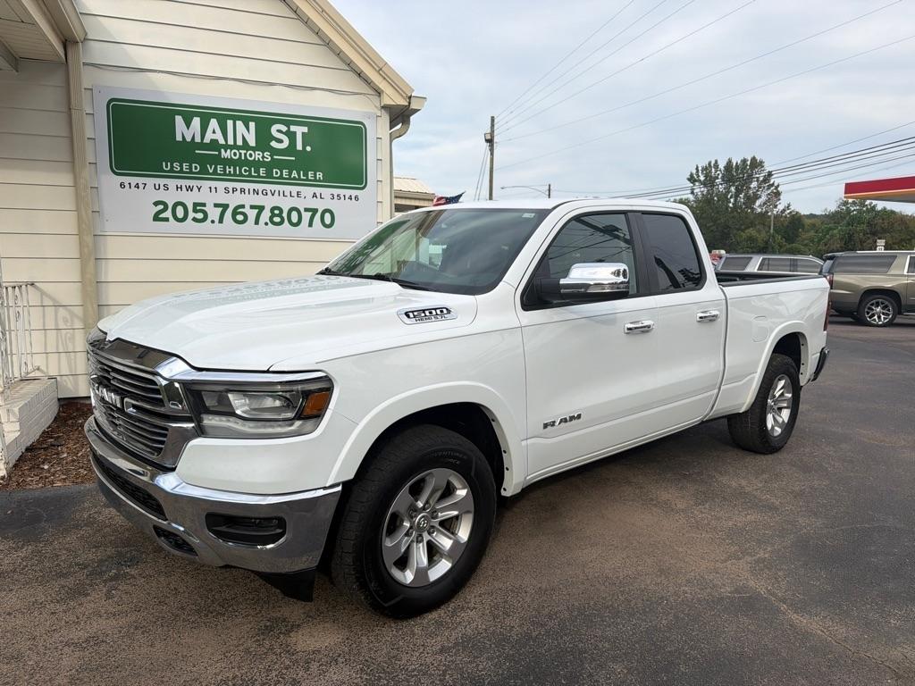 RAM 1500 Laramie 4x4 Quad Cab 6'4" Box 2020