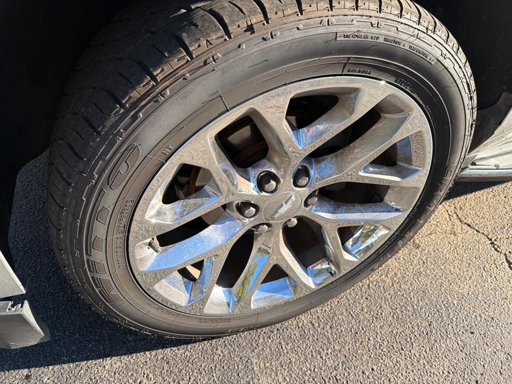 Chevrolet Suburban 2WD 4dr Premier 2020