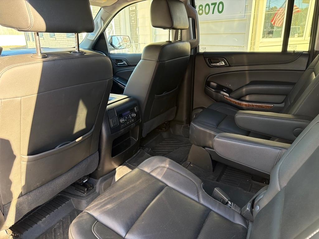Chevrolet Suburban 2WD 4dr Premier 2020
