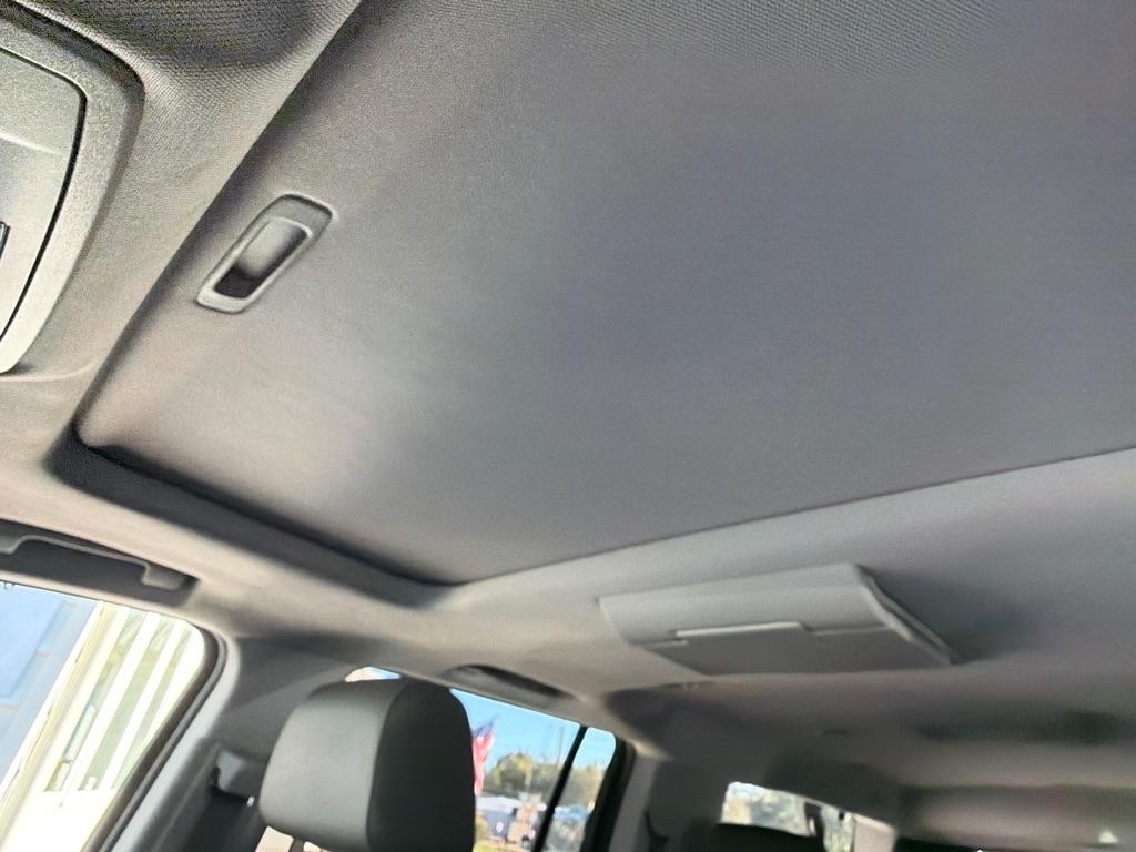 Chevrolet Suburban 2WD 4dr Premier 2020