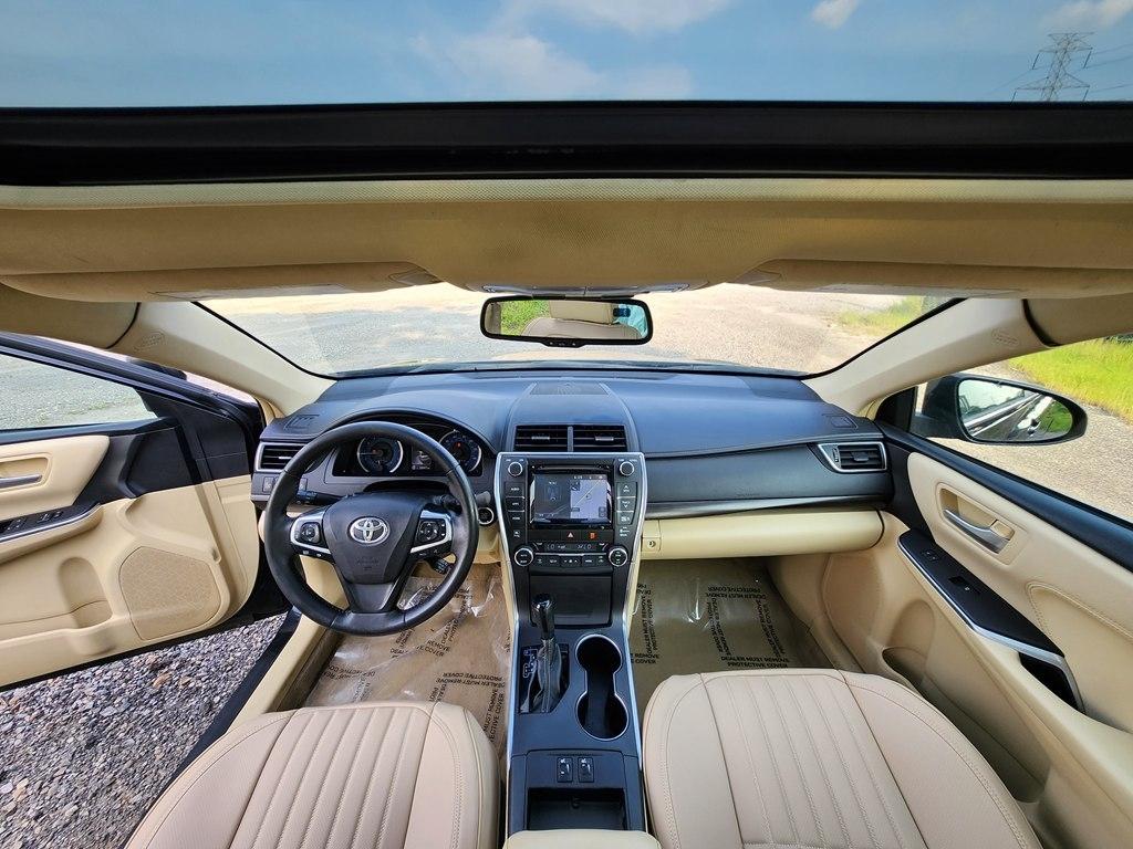 Toyota Camry XLE V6 2015
