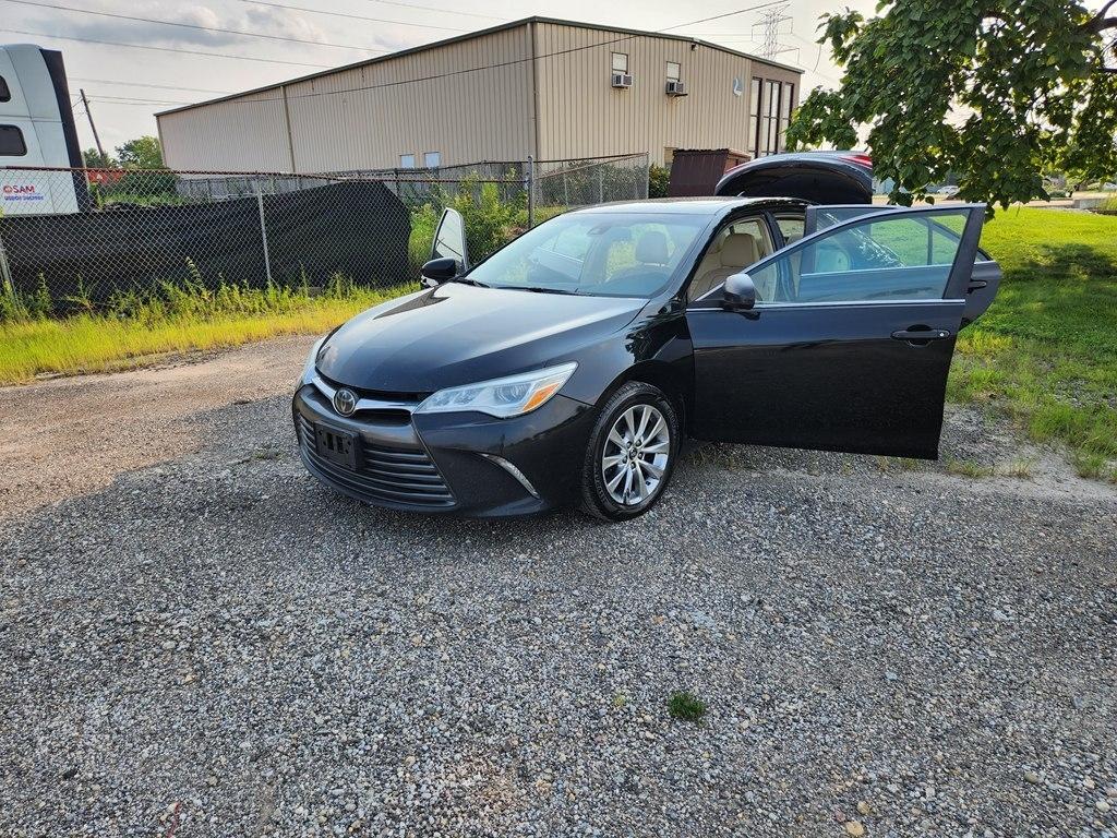 Toyota Camry XLE V6 2015