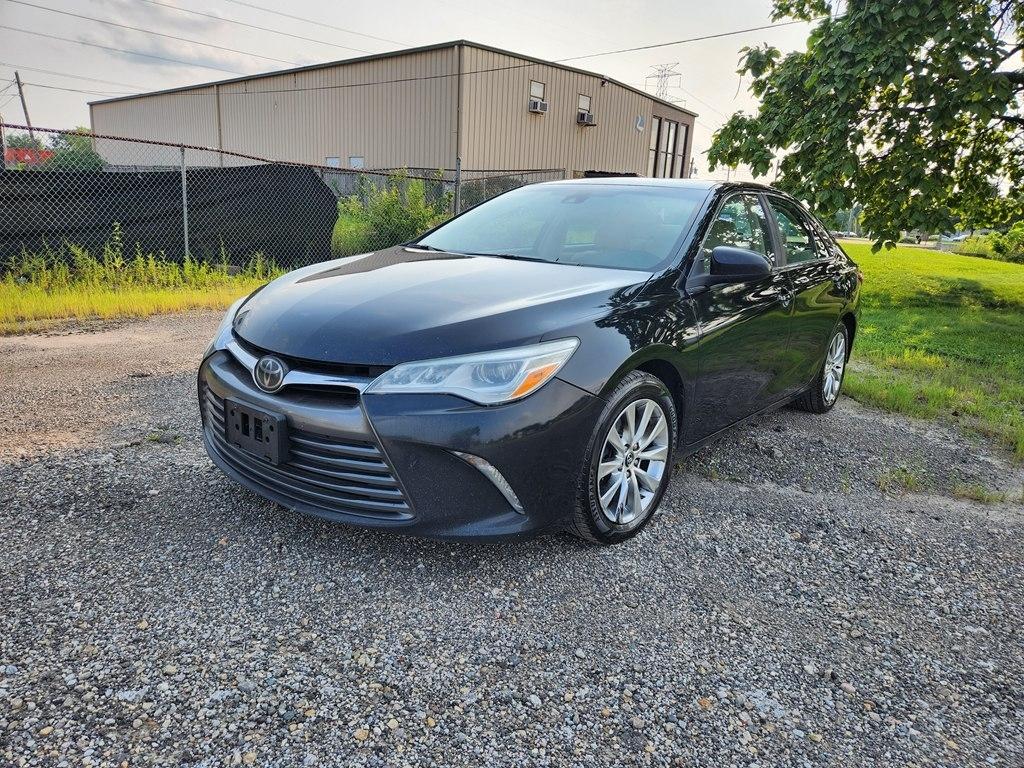 Toyota Camry XLE V6 2015